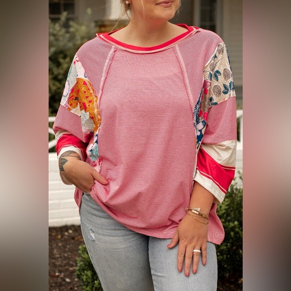 Plus Size Exposed Seam Printed Striped Round Neck Sweatshirt - Picture 1 of 5